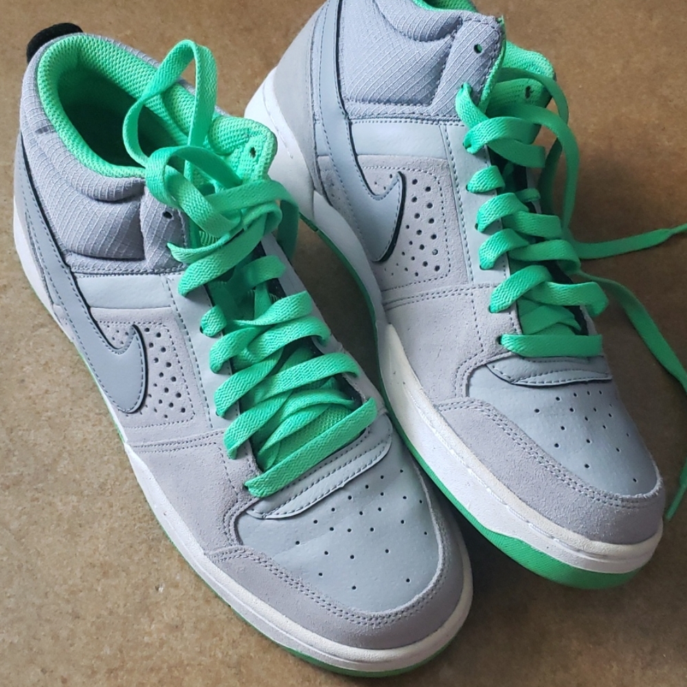 RARE Nike Renzo 2 Mens Gray Green Mid Athletic Shoes Sneakers Size 10 525617 EUC